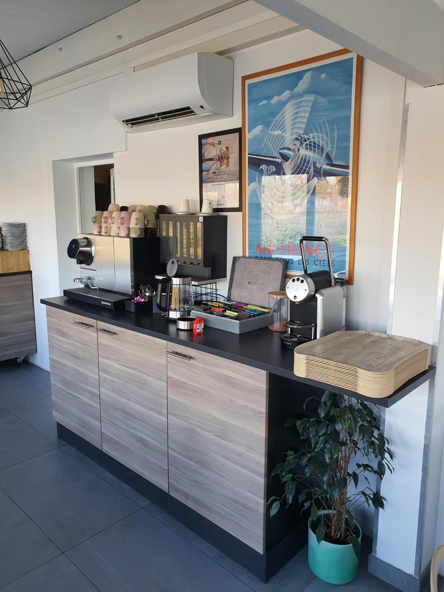 Logis - Hotel & Restaurant Des Lacs Paris Sud Viry-Châtillon Εξωτερικό φωτογραφία