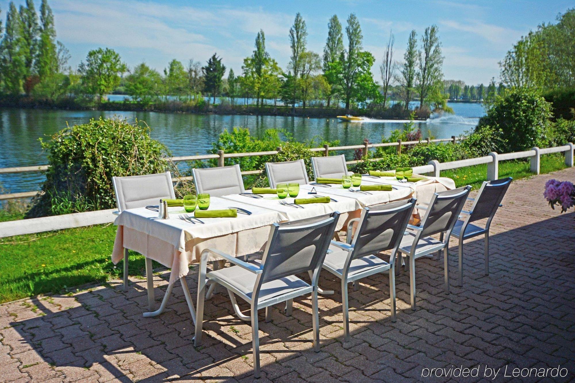 Logis - Hotel & Restaurant Des Lacs Paris Sud Viry-Châtillon Εξωτερικό φωτογραφία