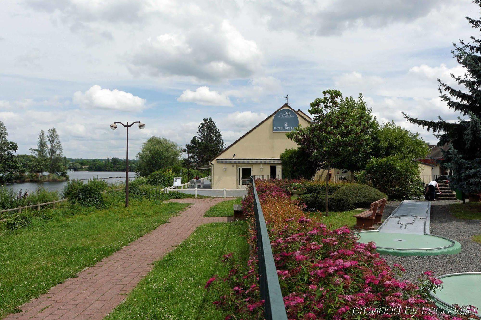 Logis - Hotel & Restaurant Des Lacs Paris Sud Viry-Châtillon Εξωτερικό φωτογραφία